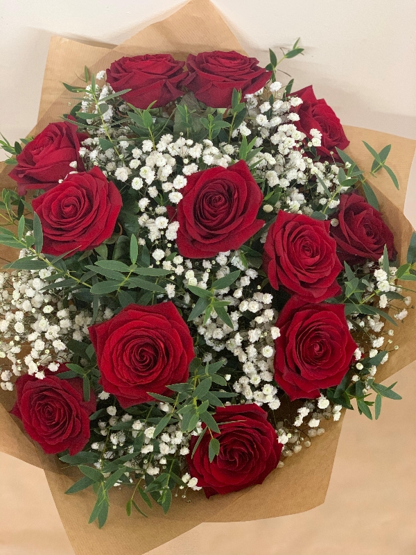 12 Red Roses buy online or call 00353 66 7126655